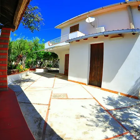 Villa Baruni *